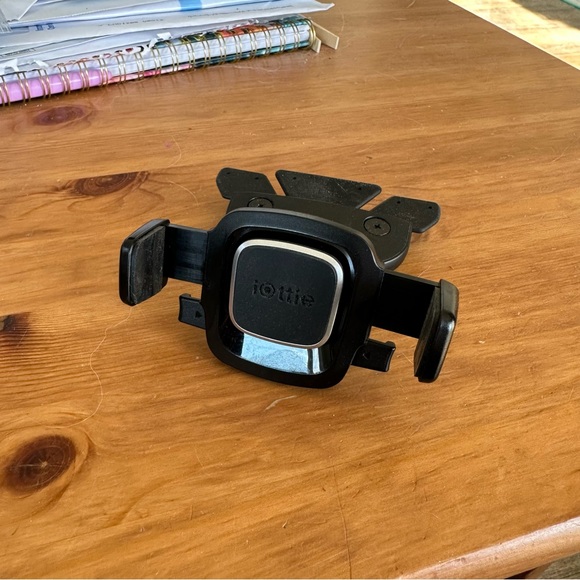 Smartphone CD Slot Mount - Picture 2 of 3